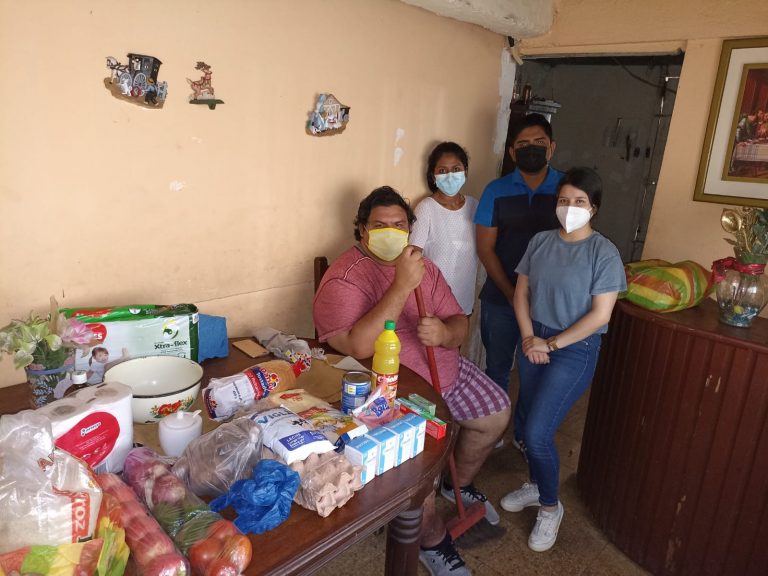 FUNDACIÓN MARCOS ARMIJO AYUDA SOLIDARIA CON DONACIONES A WALTER JARRIN